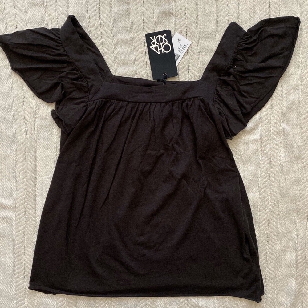 CHASER-NWT- medium black ruffle sleeve short sleeve shirt
